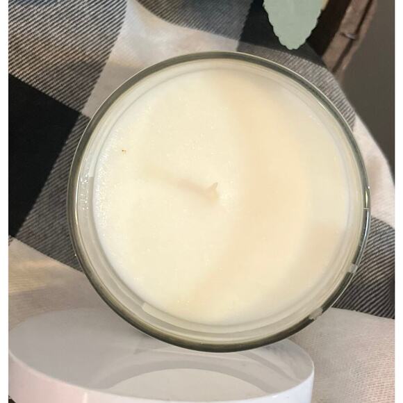 Homesick Northern California Scented Candle| Woody Pear Cloves Vanilla Redwoods - Picture 3 of 4